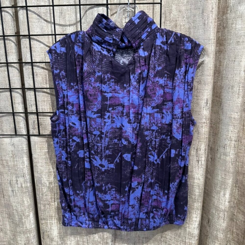 Bindu Emily Sleeveless Mock Neck Blouse